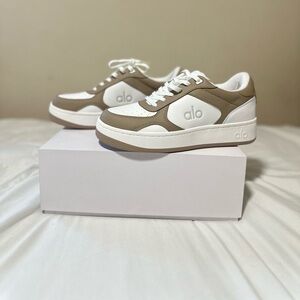 ALO RECOVERY SNEAKERS